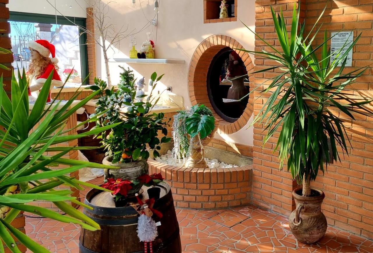 Fontana Oasis Apartments Castelnuovo del Garda Exteriör bild