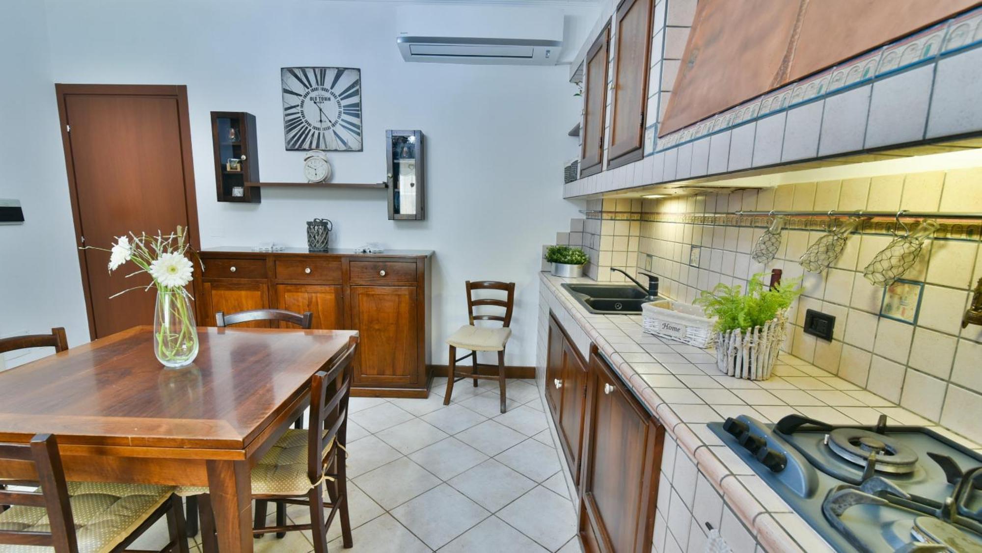 Fontana Oasis Apartments Castelnuovo del Garda Rum bild